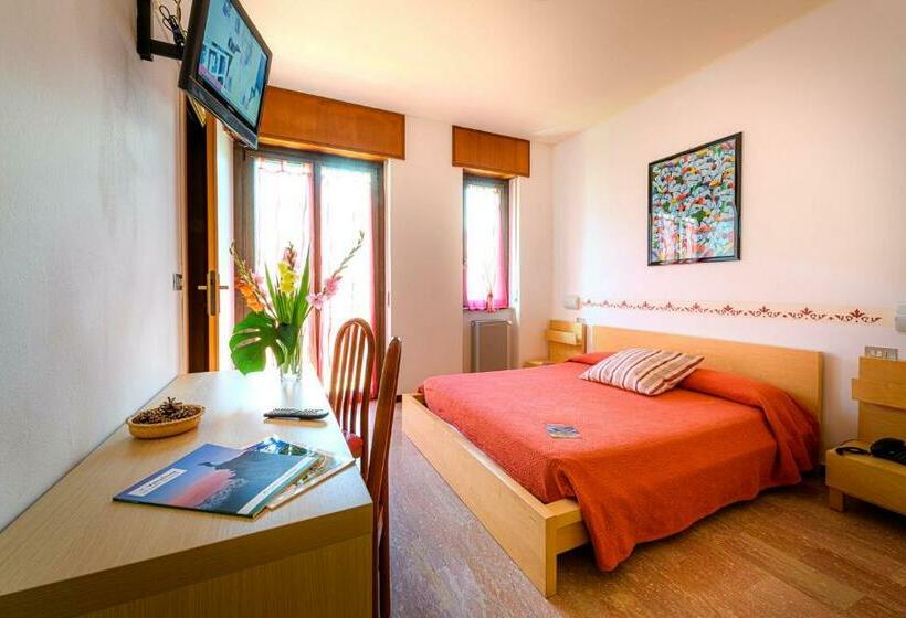 Номер Стандарт, La Rotonda