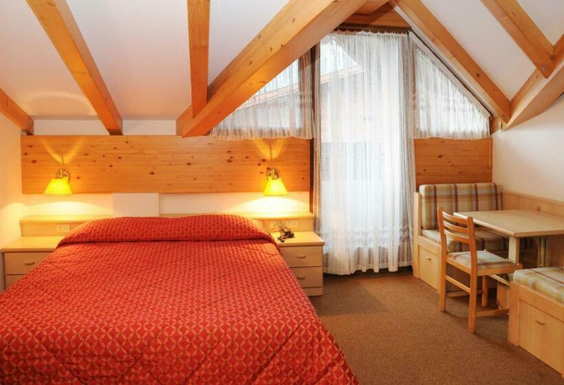 スタンダードルーム, La Soldanella