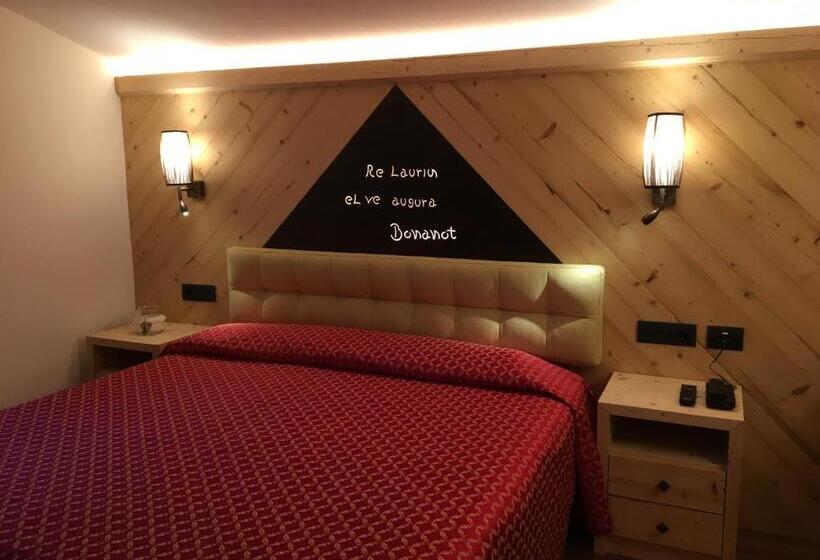 غرفة سوبيريور عائلية, Laurino