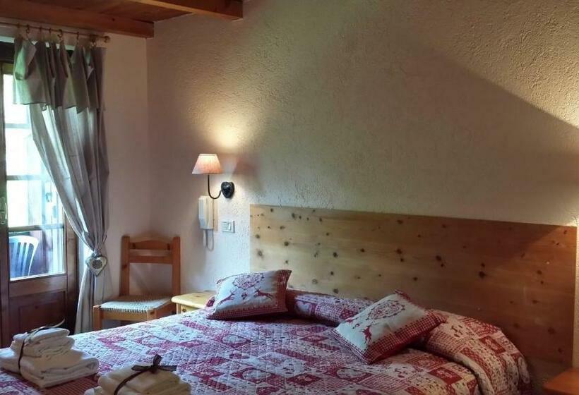 חדר סטנדרט עם מרפסת, Locanda Belvedere