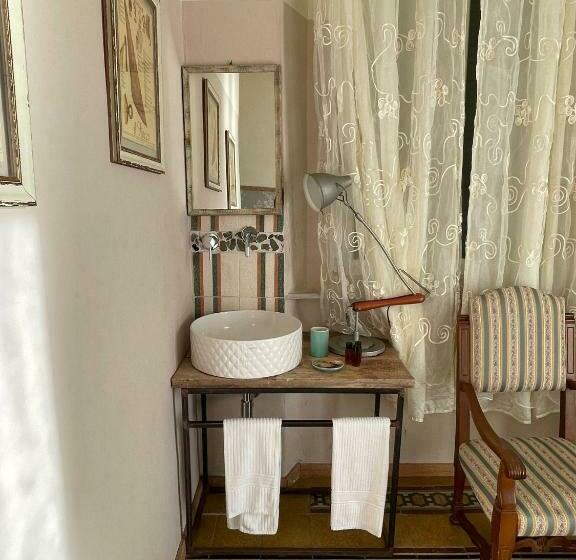 חדר סטנדרט נוף לים עם טרסה, Locanda Garzelli