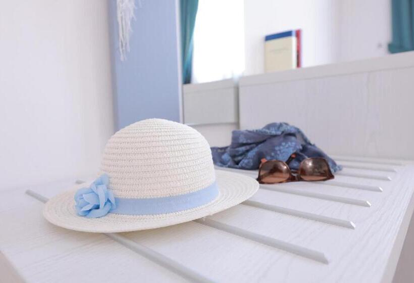 סוויטה נוף לים, Magna Grecia