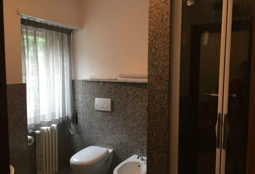 غرفة قياسية, Maloia