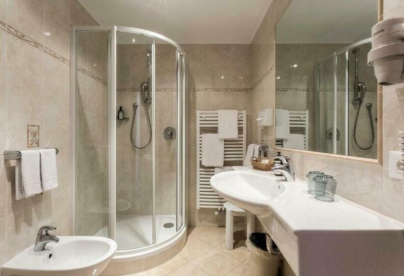 Номер Стандарт, Niblea Dolomites