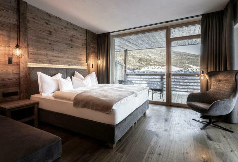Номер Deluxe, Niblea Dolomites