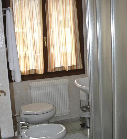 スタンダード４人部屋, Raibl E Appartamenti