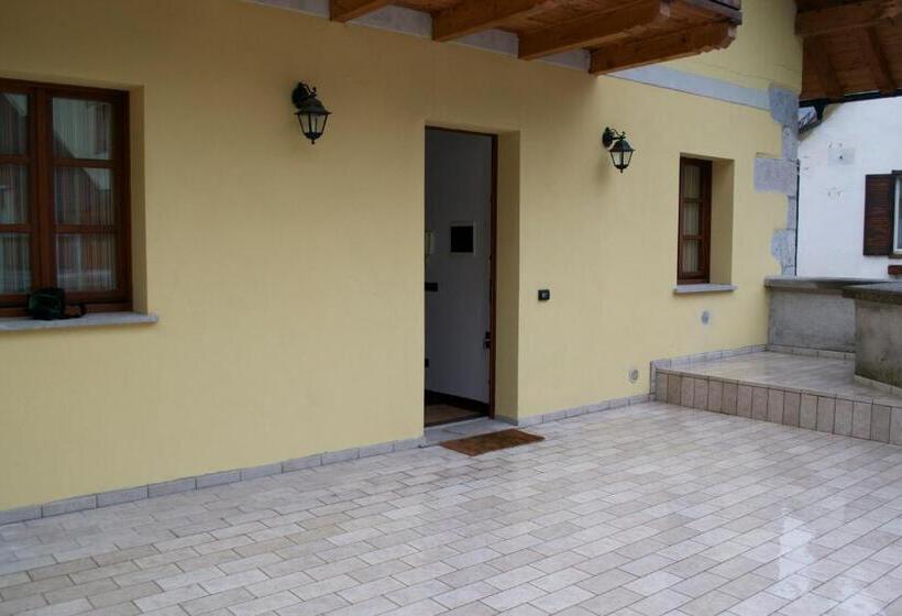 バルコニー付２ベッドルームアパートメント, Raibl E Appartamenti