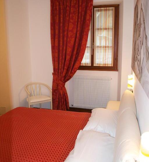 バルコニー付２ベッドルームアパートメント, Raibl E Appartamenti