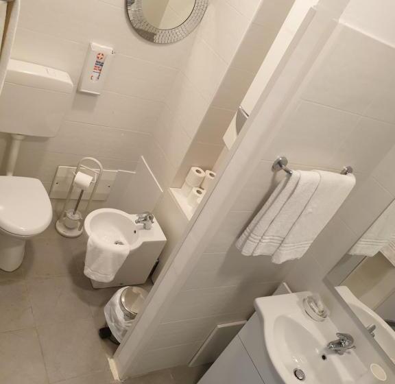 １階の１ベッドルームアパートメント, Raibl E Appartamenti