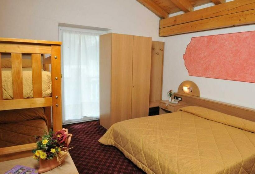 غرفة قياسية رباعية, Ristorante Milano