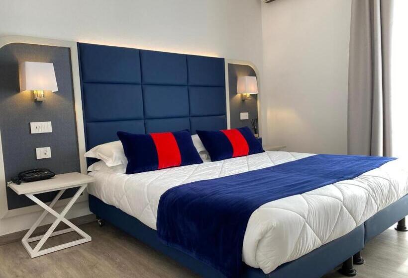 غرفة سوبيريور, Rombino