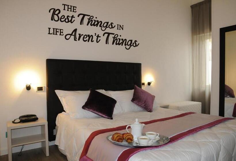Romantic Room, Rombino