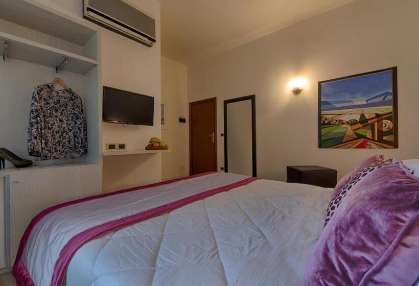 Romantic Room, Rombino