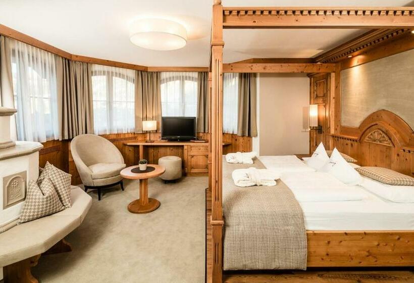 Полулюкс с Балконом, Savoy Dolomites Luxury & Spa