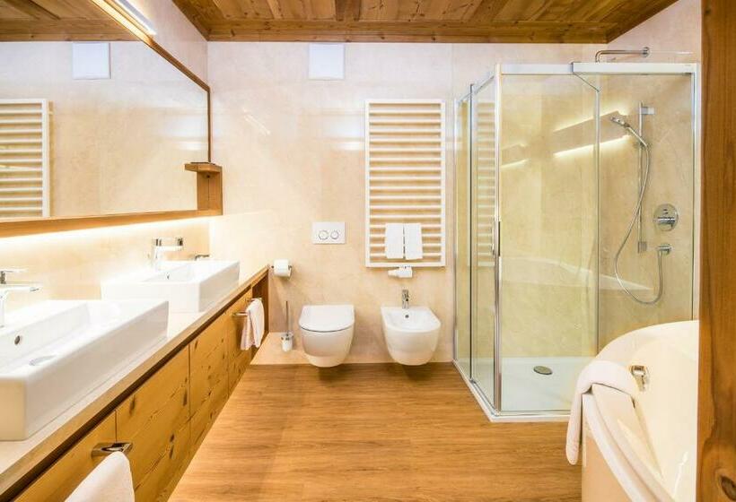 Люкс, Savoy Dolomites Luxury & Spa