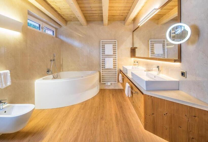 Suite com Hidromassagem, Savoy Dolomites Luxury & Spa