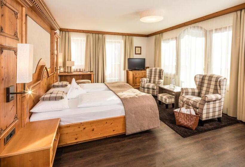 اتاق سوپریور, Savoy Dolomites Luxury & Spa
