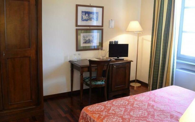 标准间, Villa Chiara