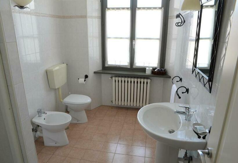 标准间, Villa Chiara