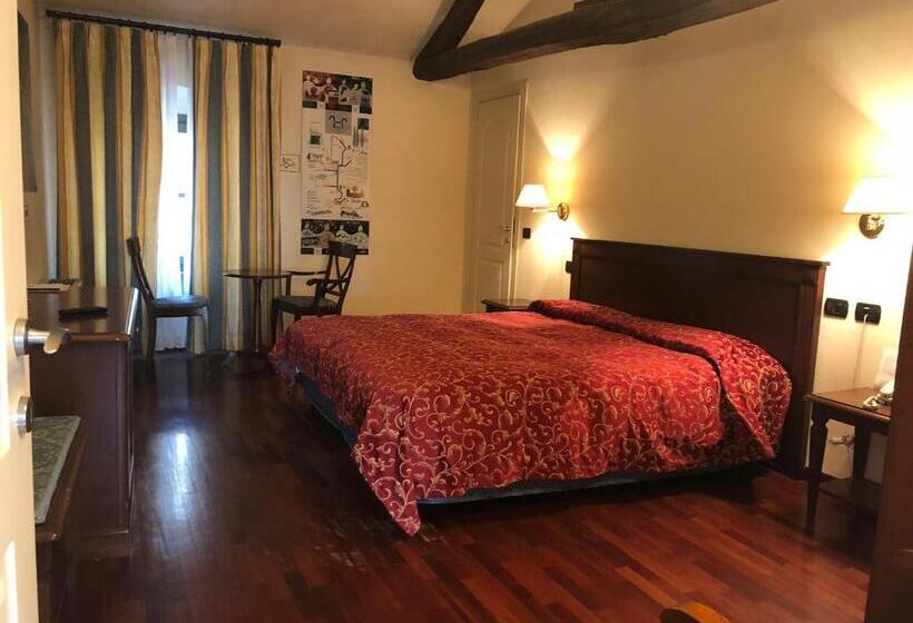 标准单人间, Villa Chiara