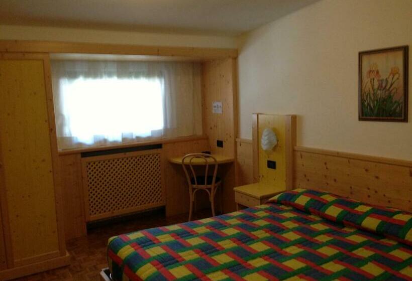 标准间带山景, Zeni