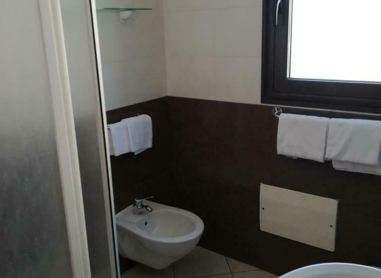 חדר סטנדרט עם מרפסת, La Locanda Del Mare B&b