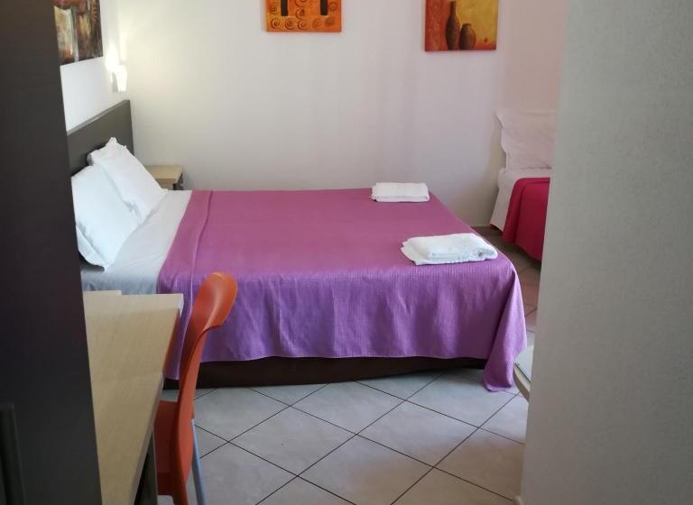 バルコニー付きスタンダードトリプルルーム, La Locanda Del Mare B&b