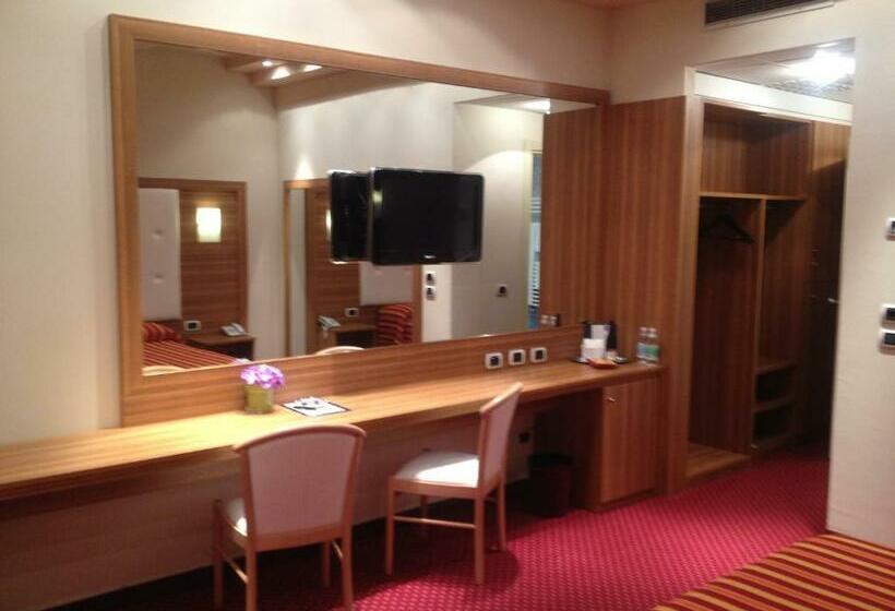 스탠다드 룸, Motel 2