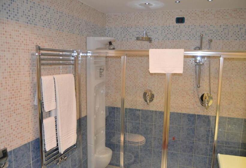 スタンダードルーム, Motel 2