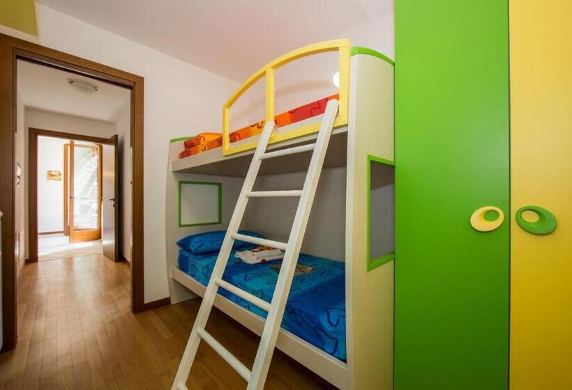 شقة غرفة نوم واحدة مزودة بشُرفة, Residence Borgo La Sorgente