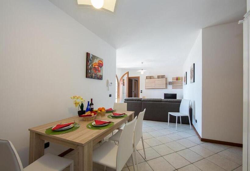 Апартаменты 1 Спальня с Балконом, Residence Borgo La Sorgente