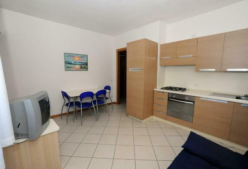 آپارتمان 2 خوابه, Residence Sole Del Conero