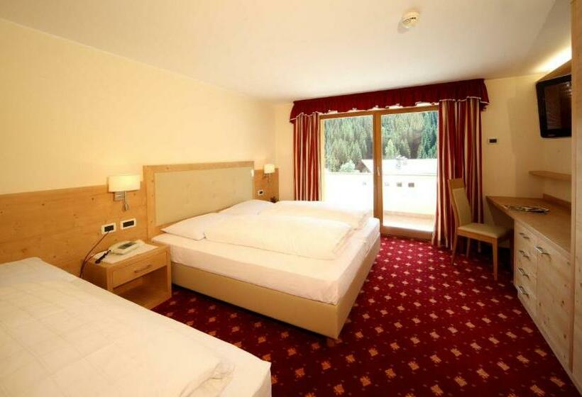 غرفة كومفورت ثلاثية, Wellness Hotel Gran Risas