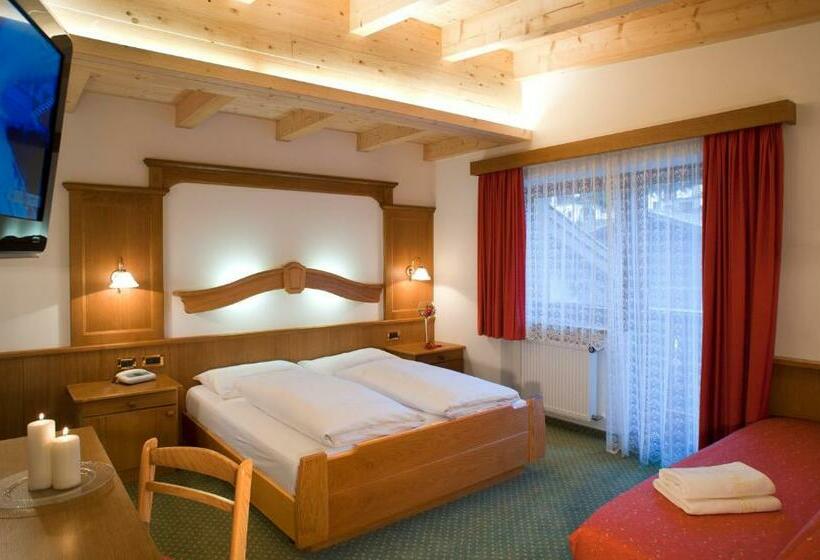 غرفة قياسية ثلاثية, Wellness Hotel Gran Risas