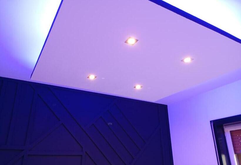 اتاق خانوادگی, B&b Casa Di Toto