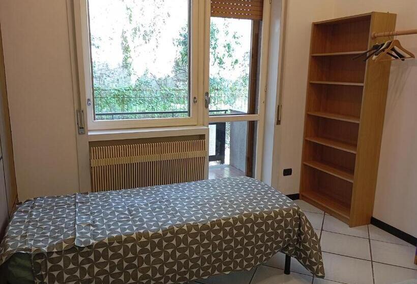 اتاق خانوادگی, B&b Casa Di Toto