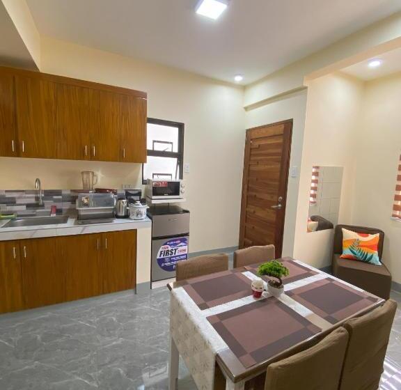 침실 2개 스위트, Greenview Terraces Staycation