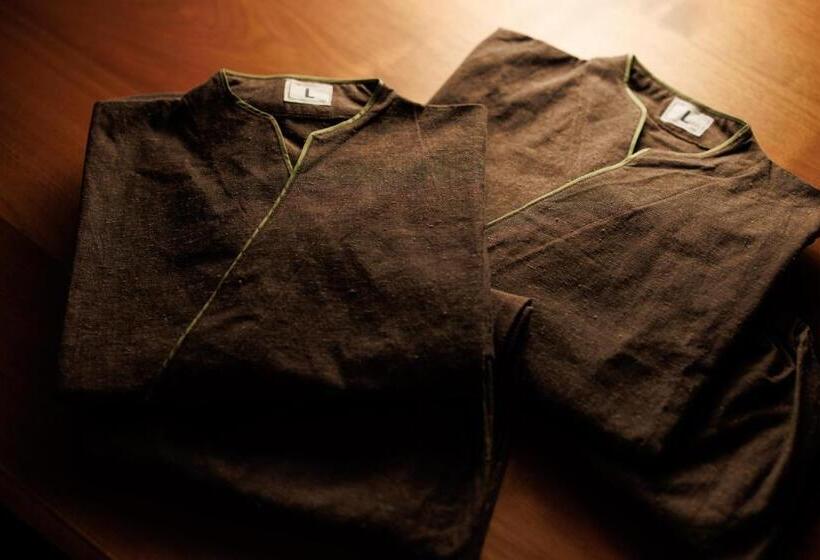 اتاق استاندارد چهار تخته, Shoraiso