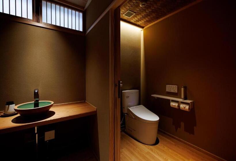 اتاق استاندارد چهار تخته, Shoraiso