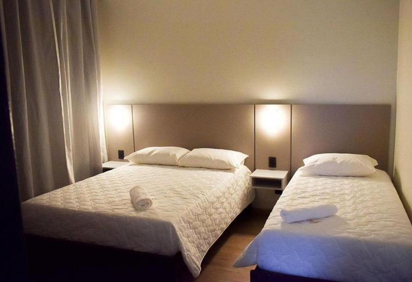 침실 2개 아파트, Giacomin