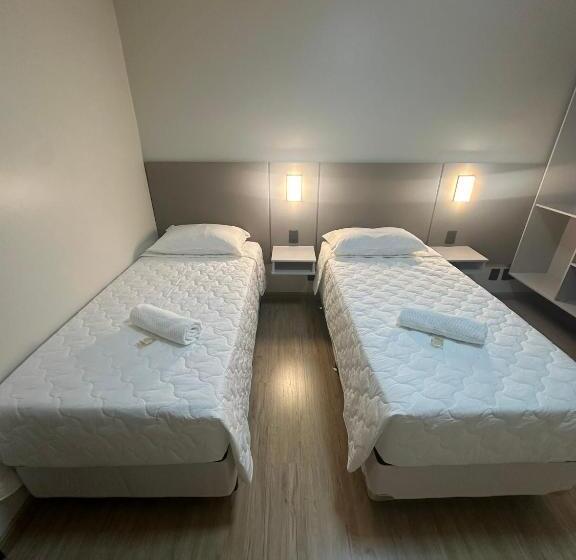 스탠다드 룸, Giacomin