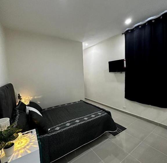 اتاق استاندارد, Mi Dulce Amanecer Pyr