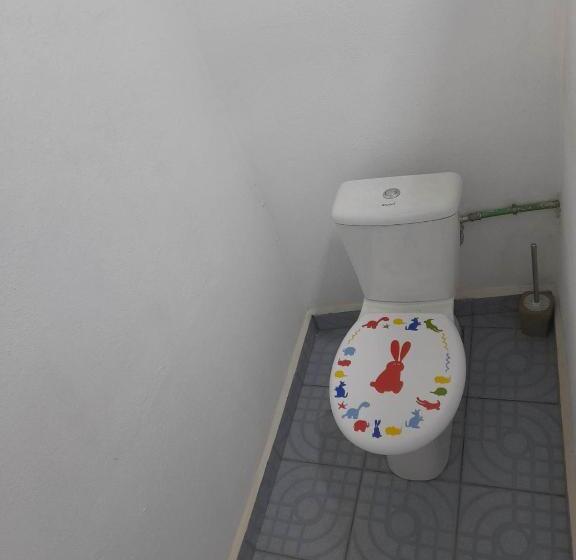 اتاق استاندارد, Chez Joël