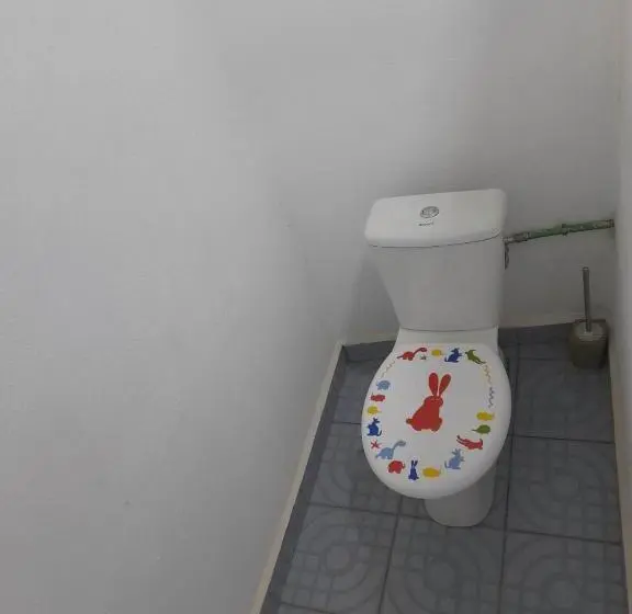 اتاق استاندارد, Chez Joël