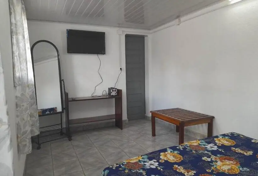 اتاق استاندارد, Chez Joël
