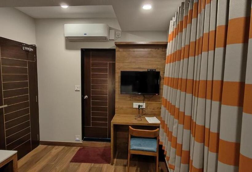 스탠다드 싱글 룸, Grt Square