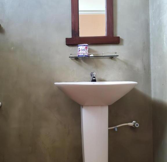 Номер Стандарт, Surf And Stay Surf School &