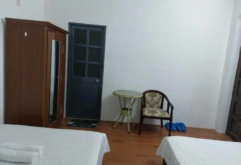 اتاق خانوادگی, Sunny Homestay