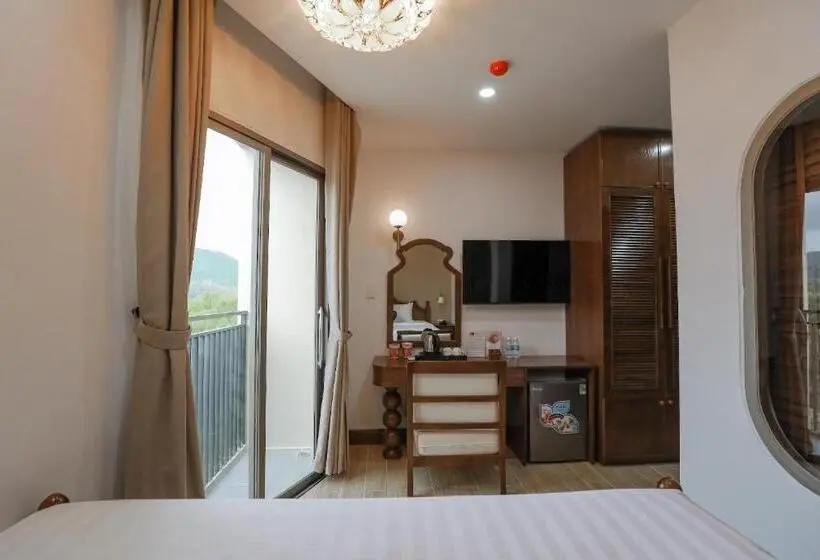اتاق سوپریور, Maya Hotel 4