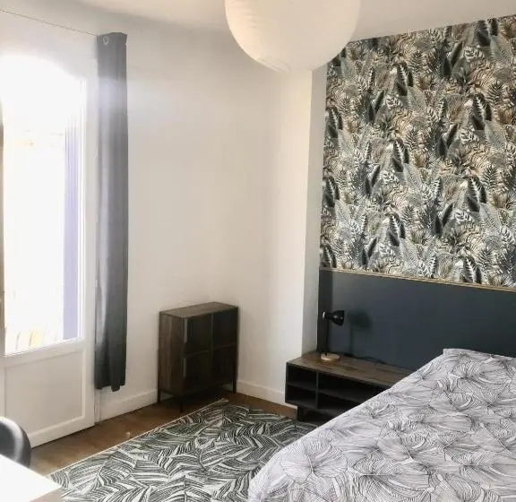 バルコニー付きスタンダードルーム, Chambre à Sigoules Dans Maison Partagée